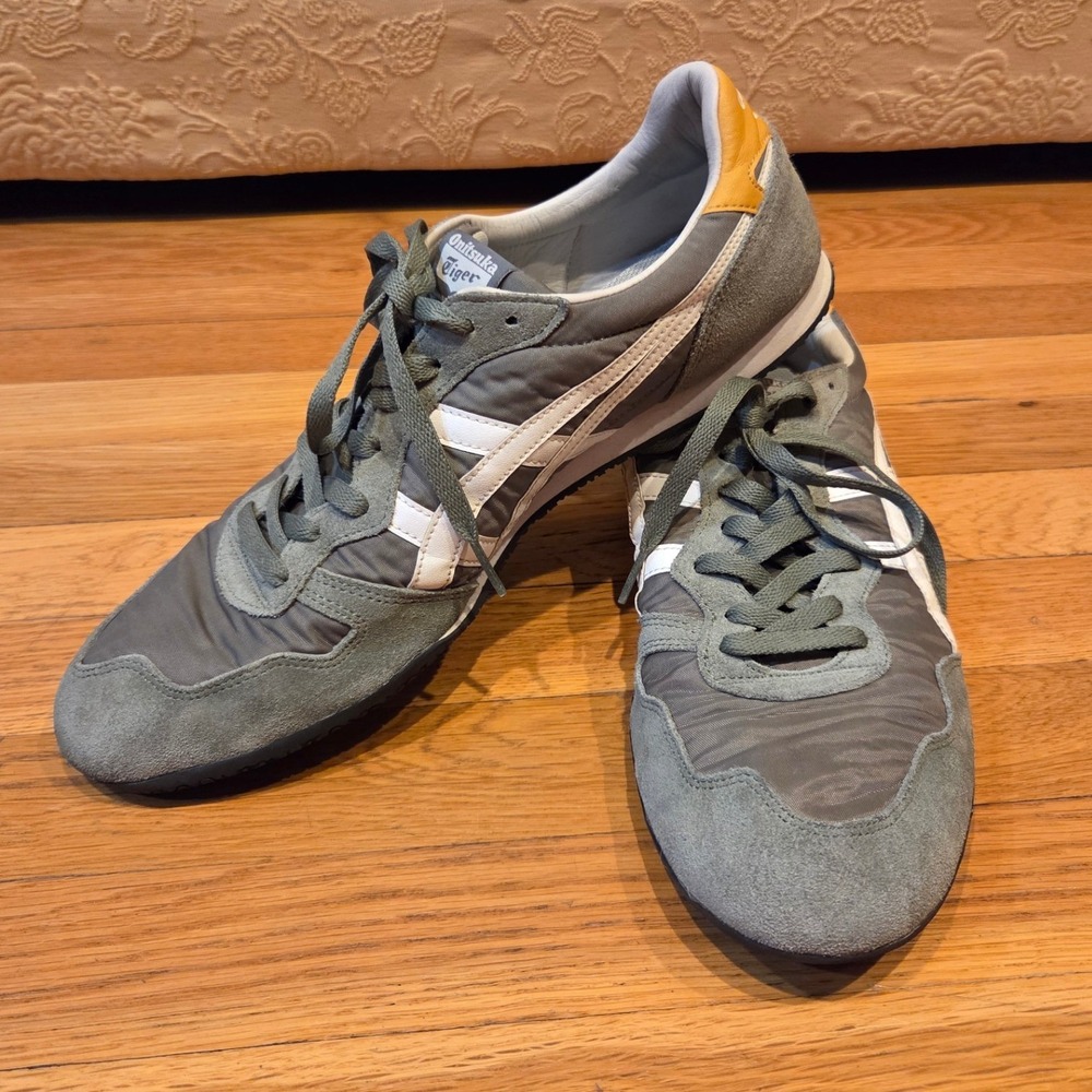 Onitsuka Tiger Serrano Sneakers in Burnt Olive/White Japanese Streetwear Sz 13